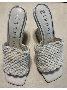 Giani Bini Regina Crochet Square Toe Wedge Slides Size 8.5